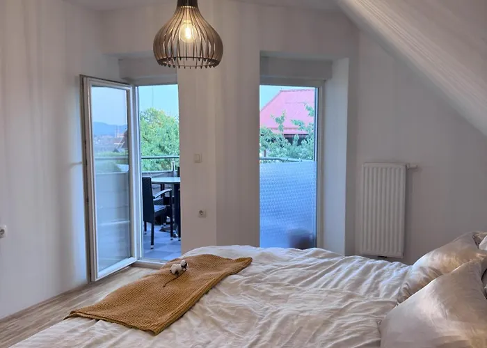 Rezidenca Vista Lux شقة بتوي